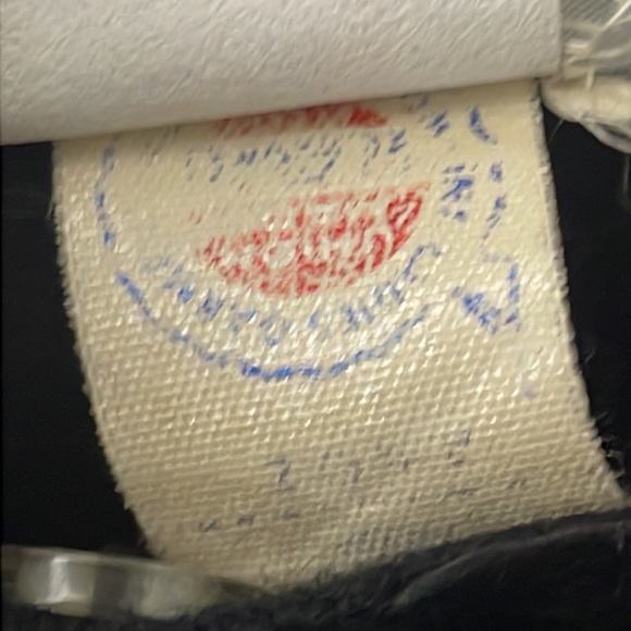 Century of Boston vintage size 6 black skirt feels like wool - Picture 10 of 11